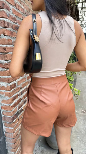 Short de Couro Eco Lori